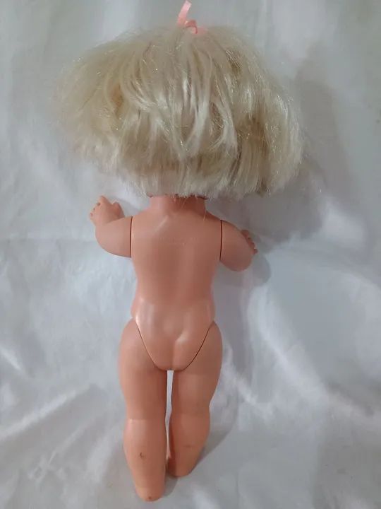 Boneca antiga década de 80 bem conservada - Foto 6