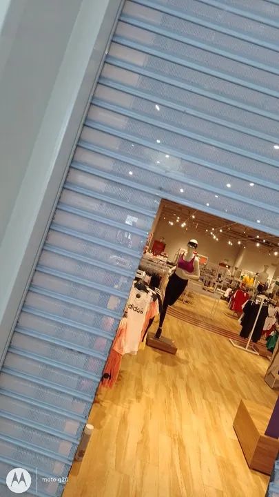 Regulagem e manutenção geral em porta de enrolar automática  - Foto 5