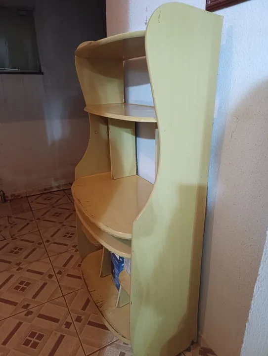 Estante para estudo ou computador