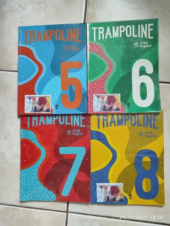 Livros Didáticos de Inglês - Trampoline - Star English