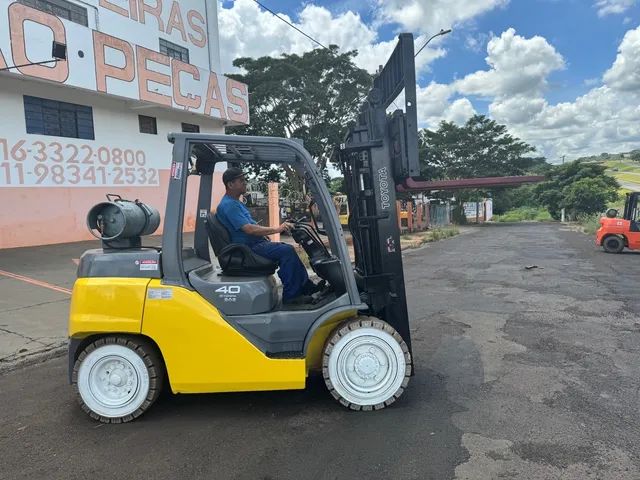 Empilhadeira Toyota zero - Foto 5