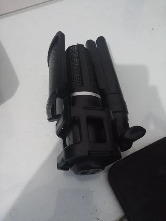 Microfone USB Condensador com Tripé para Streaming e Gravação - Foto 2