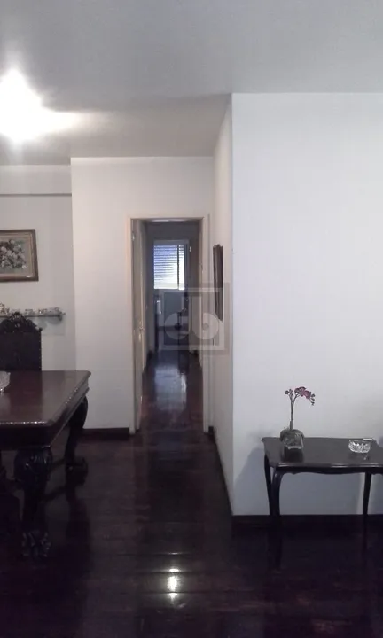 Apartamento à venda no Leblon, Andar alto, Original 4 Quartos (1 Suíte), Lavabo, 1 Vaga. J