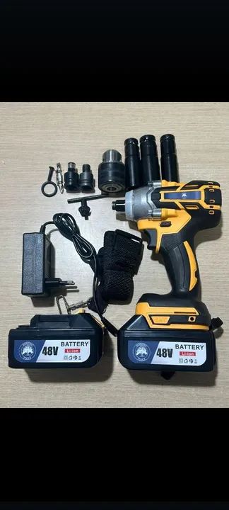 Parafusadeira  de impacto 48v duas baterias Nova