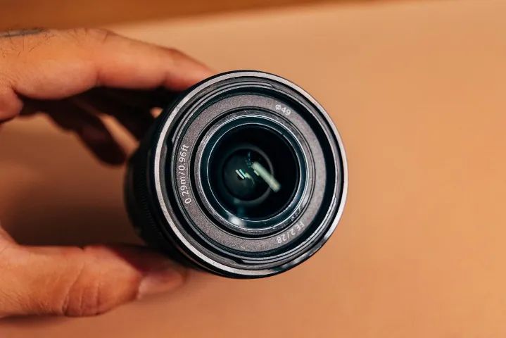 Lente Sony 28mm f2.0 FE