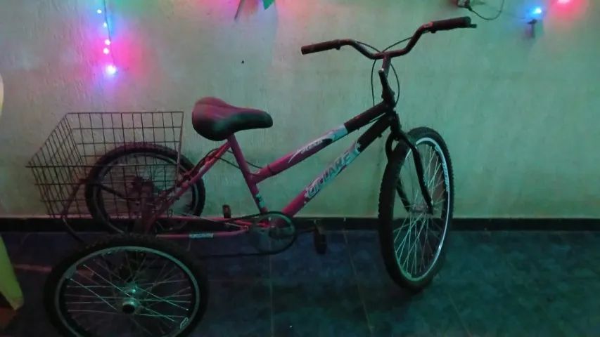 Triciclo Bicicleta 3 Rodas Aro 26 - estado nova !