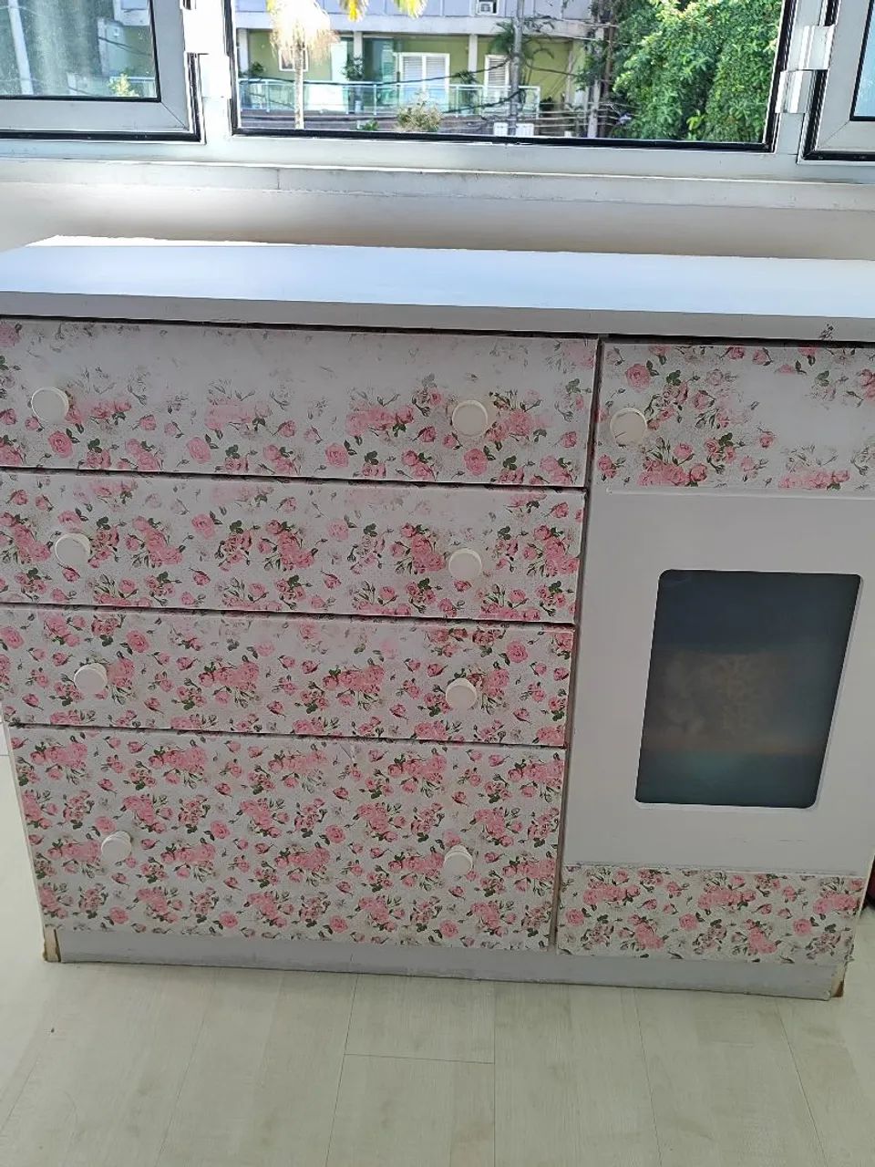 Cômoda Abracadabra /sapateira com 4 gavetas 