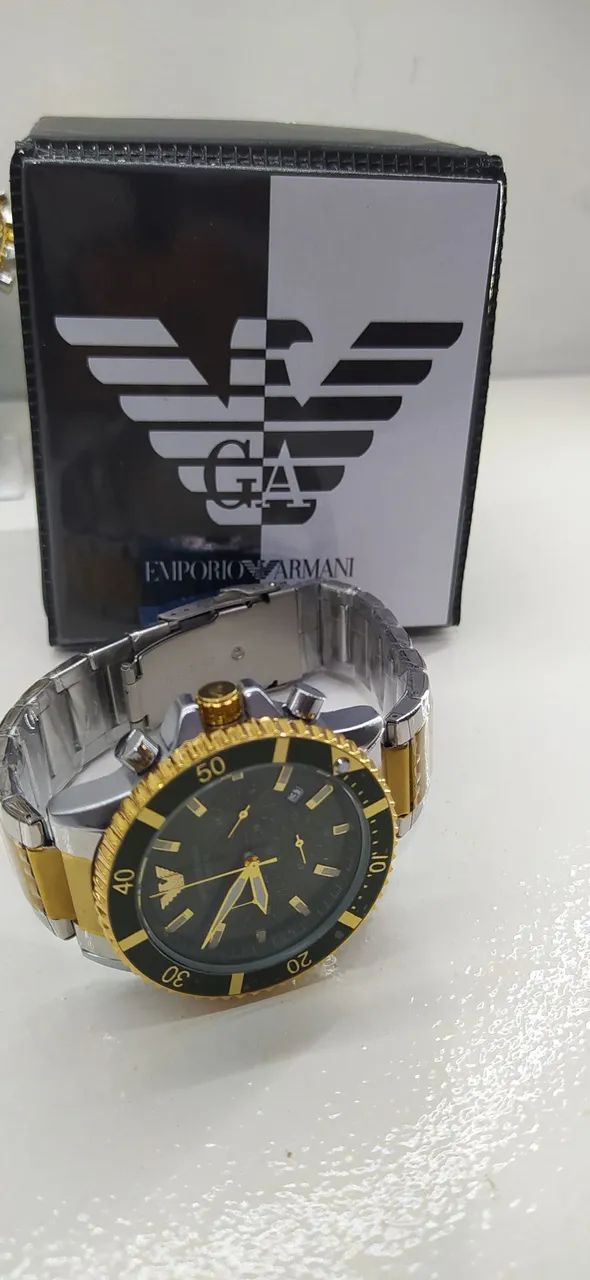 Relógio Emporio Armani fundo verde - Foto 5