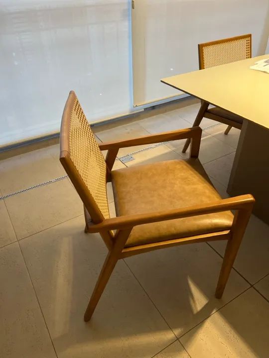 Conjunto de 06 Cadeiras de Jantar