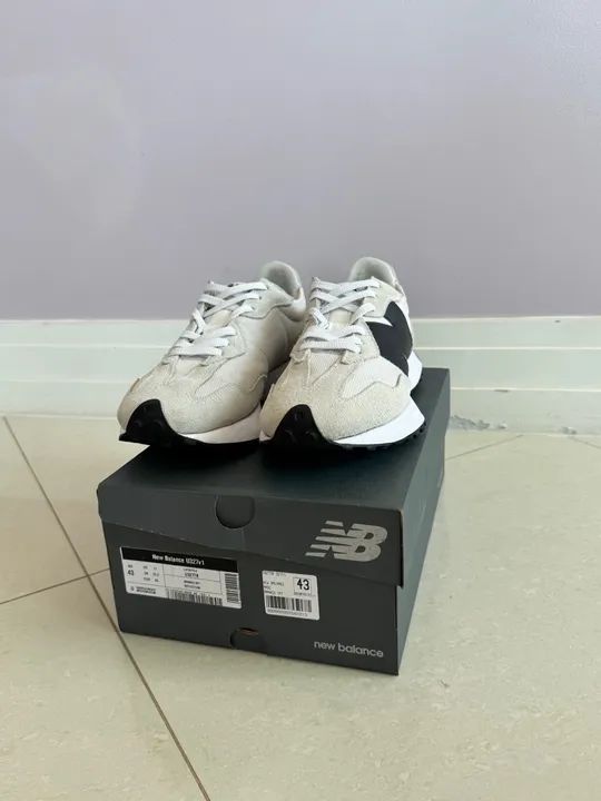 New Balance 327 tamanho 43 Original com 4 meses de uso