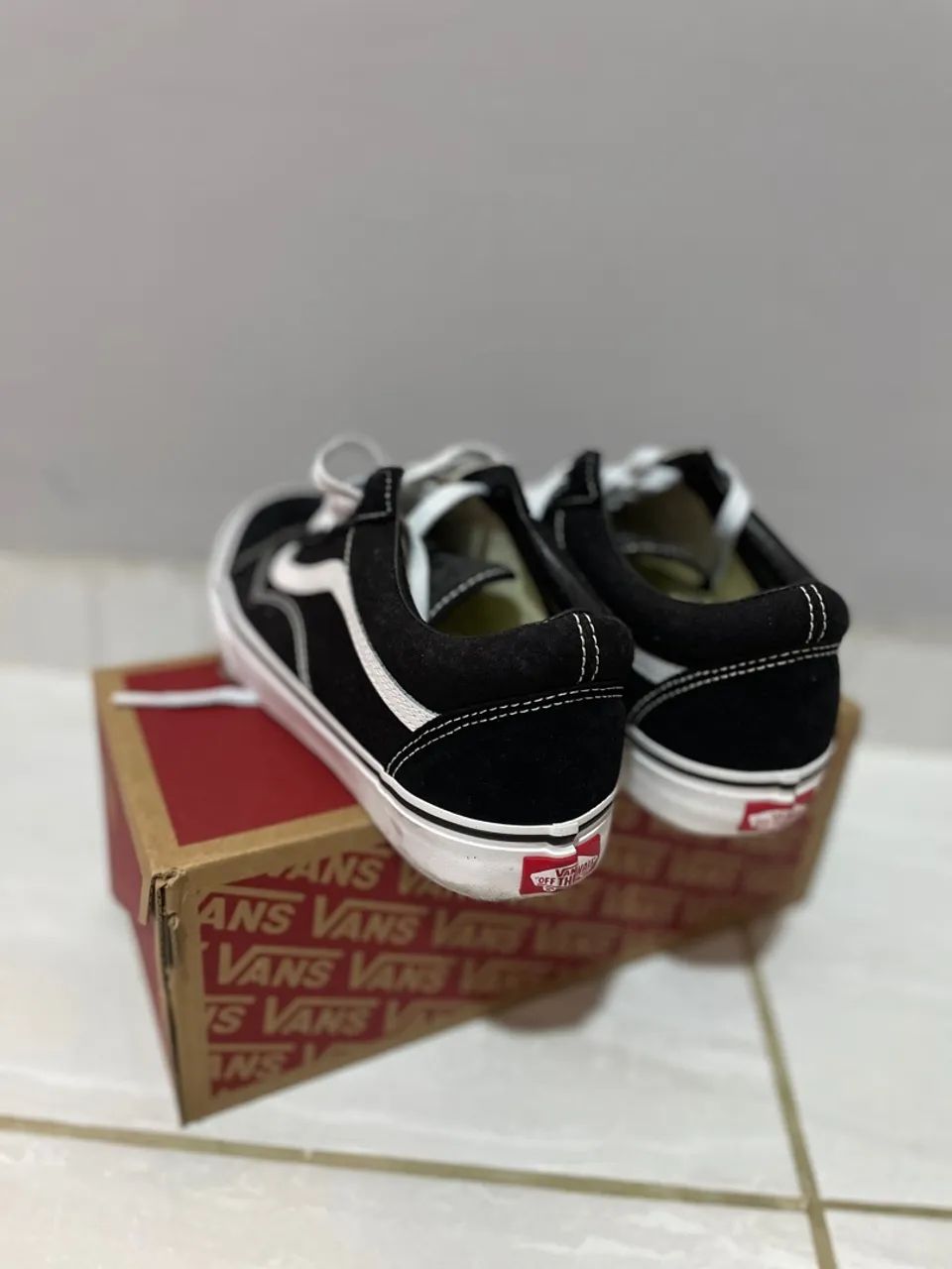 Tênis Vans Old Skool Preto e Branco - Foto 3