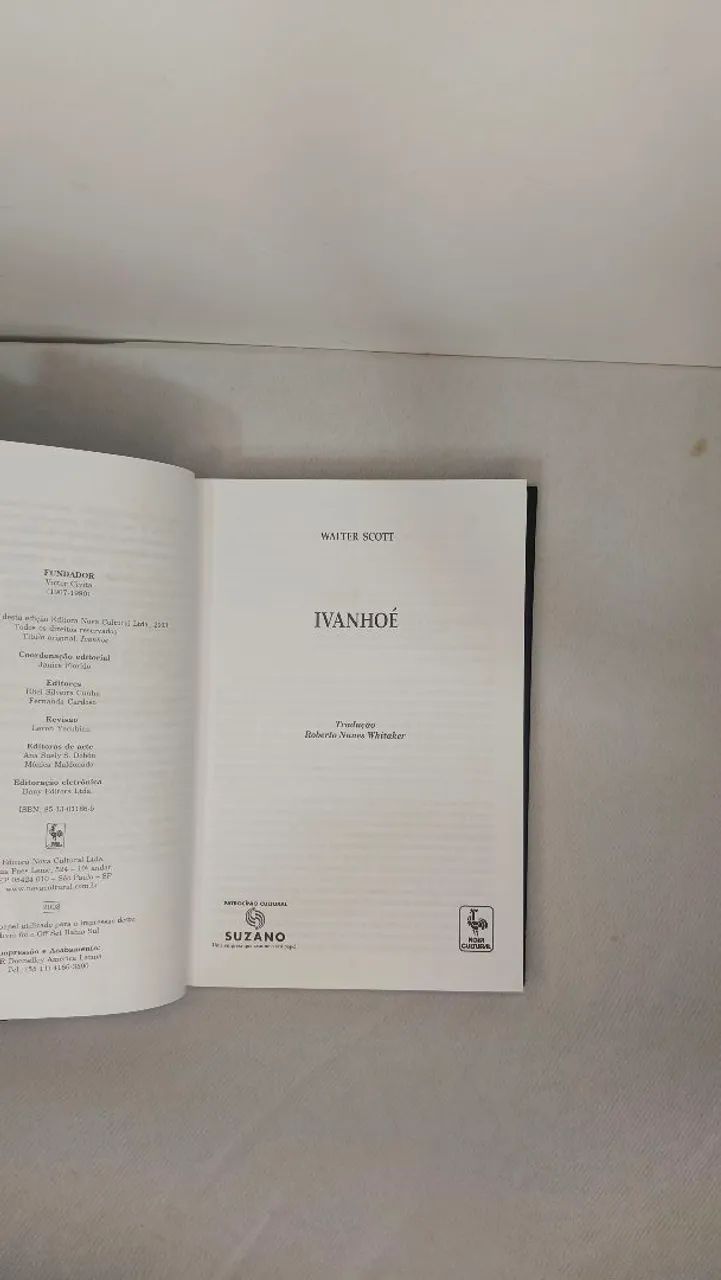 Livro Ivanhoé de Walter Scott - Foto 5