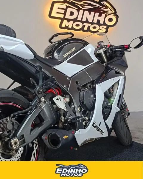 Kawasaki Zx-10/ Zx-10r 1000cc 2013 - 1457881029 | OLX