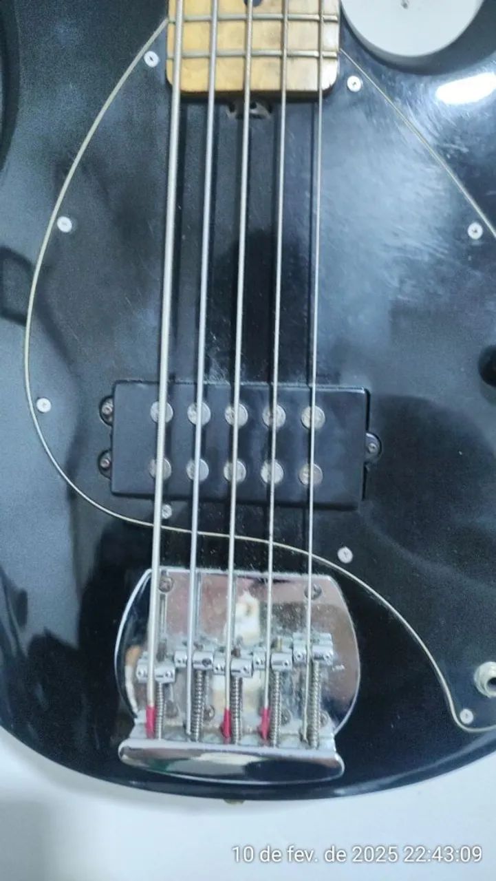 Baixo SUB Music Man sterling 5 cordas. - Foto 5