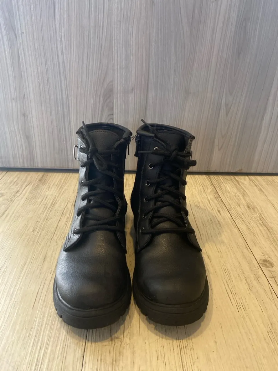 Botas infantis pretas