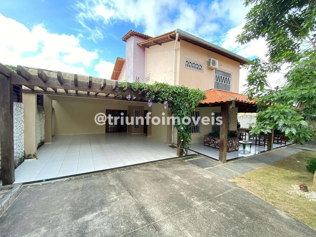 Casa duplex a venda em Parnaíba com 5 Quartos TR215900 THE -T6L2KQ