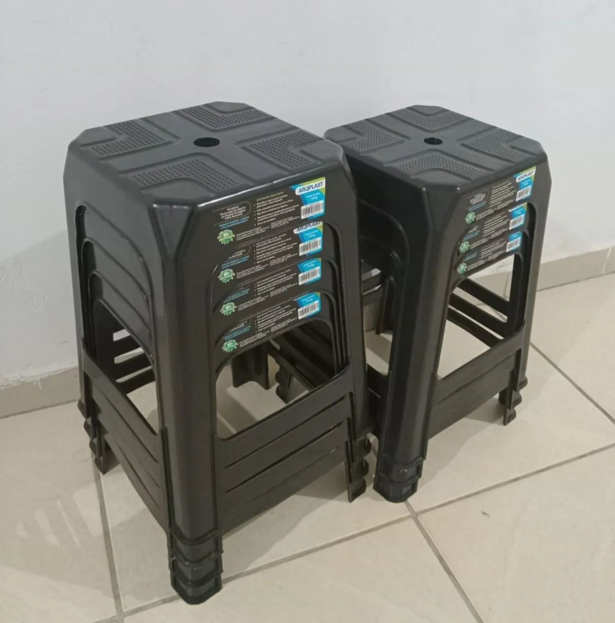 Benches (New)64352824597635120