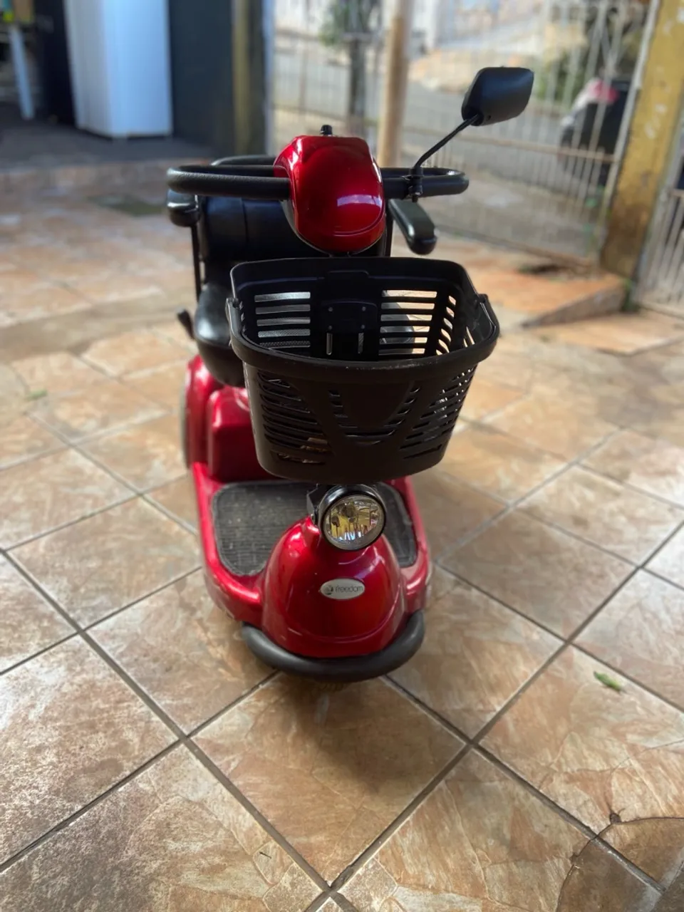 Vendo triciclo elétrico