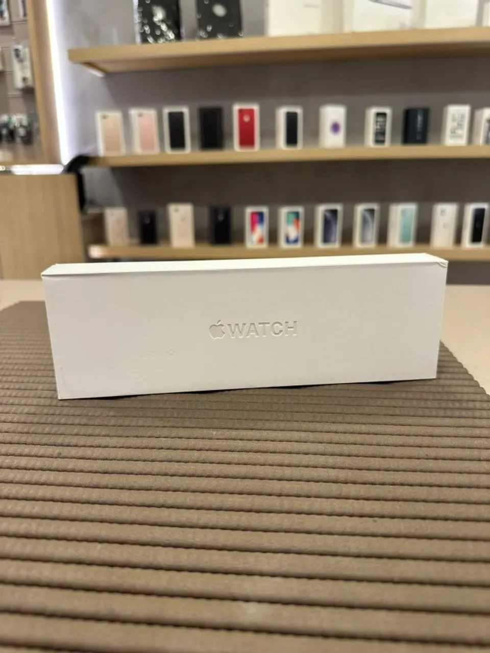 Apple Watch Série 10 42mm Preto Brilhante Lacrado-1 ano de garantia-Retire em loja física