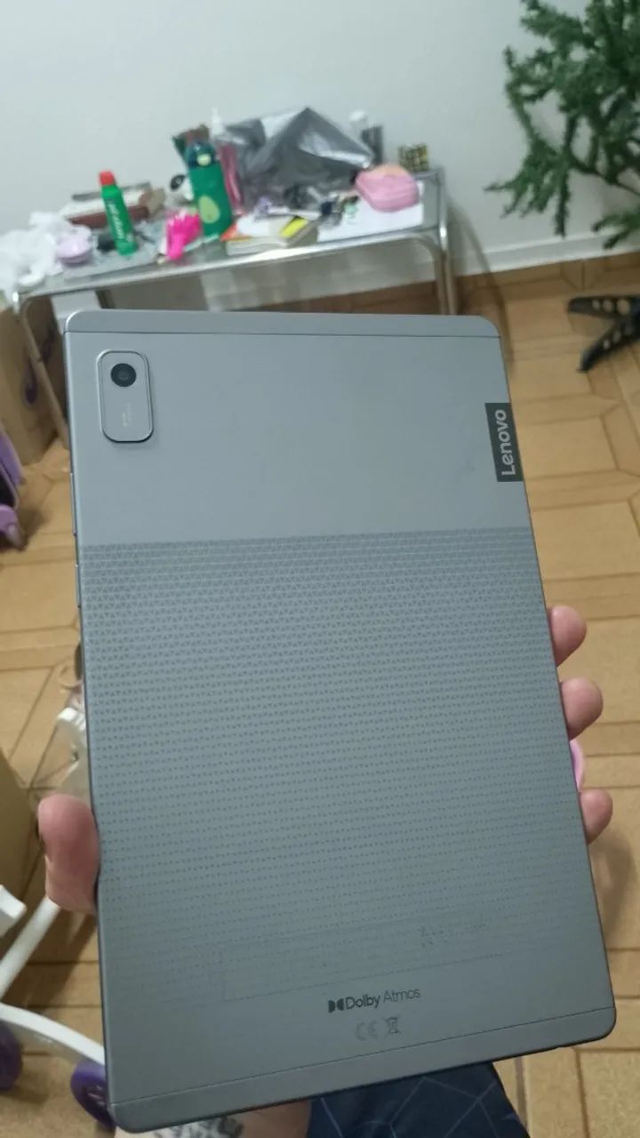 Tablet m9 lenovo 4 meses de uso - Foto 2