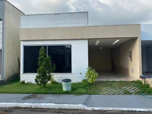 Casa, 168m², 2/4, 2 vgs no Cond. Arbre 