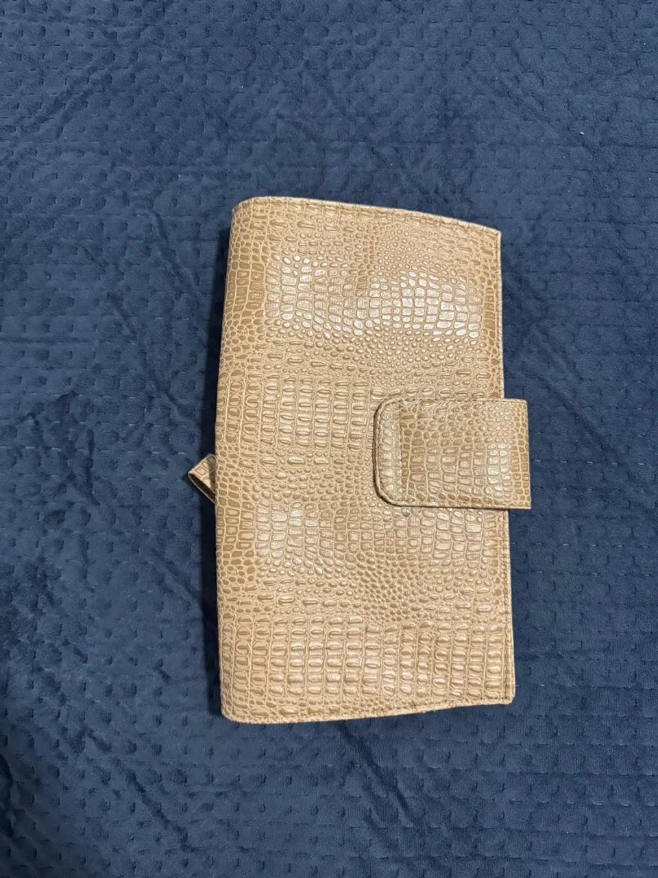 Nova Carteira Clutch Texturizada Bege - Foto 2