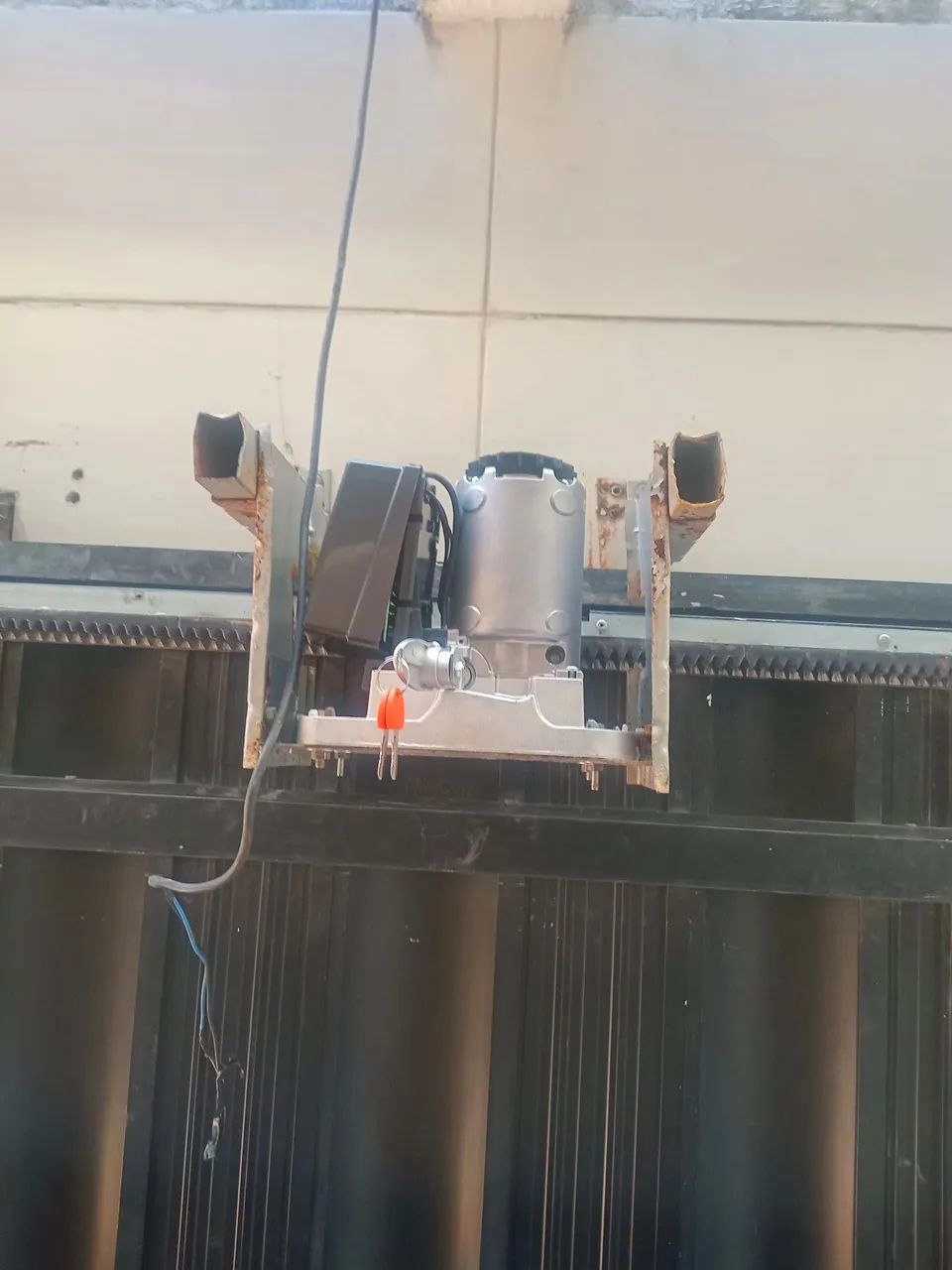 Motor de portão automático  - Foto 4