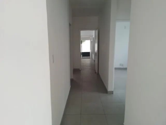 Alugo casa comercial de 300 m² - Jaraguá  - Foto 4