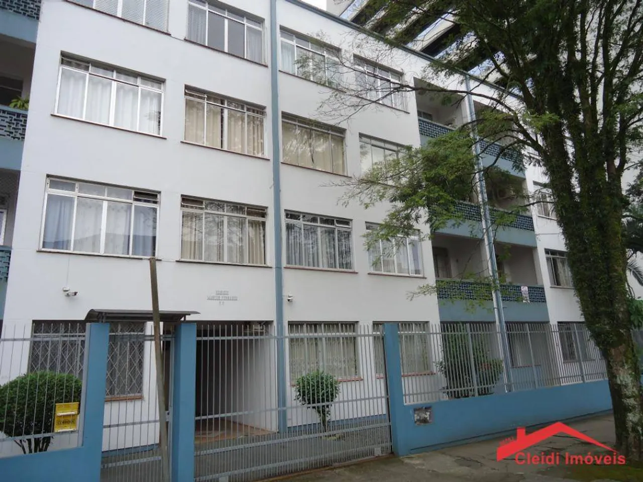 Apartamento com 2 dormitórios para alugar, 84 m² por R$ 2.305,00/mês - Centro - Joinville/