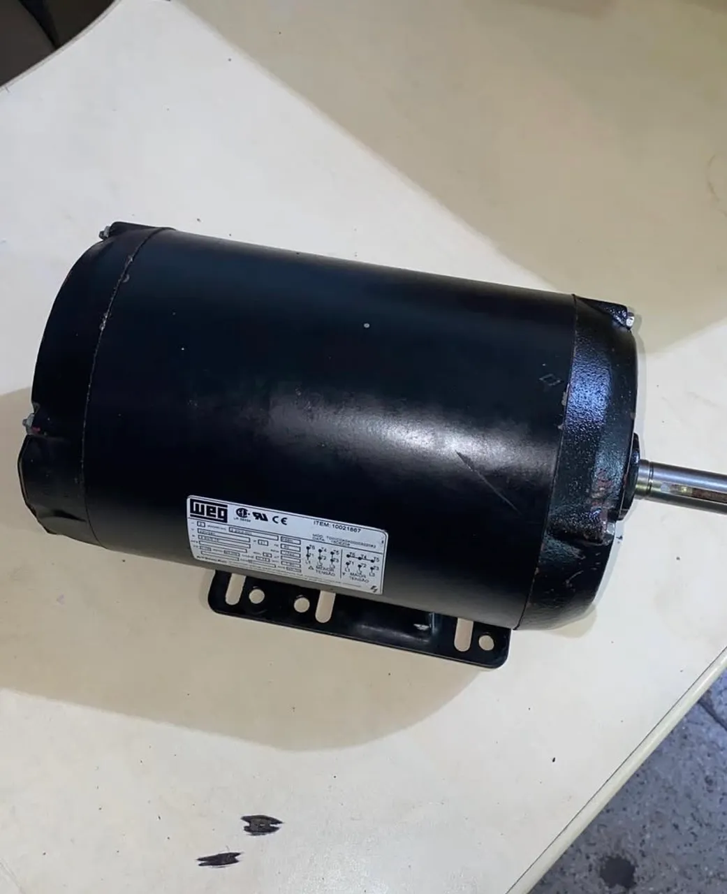 Motor Elétrico Industrial WEG 3 cv 4 polos 1740 RPM