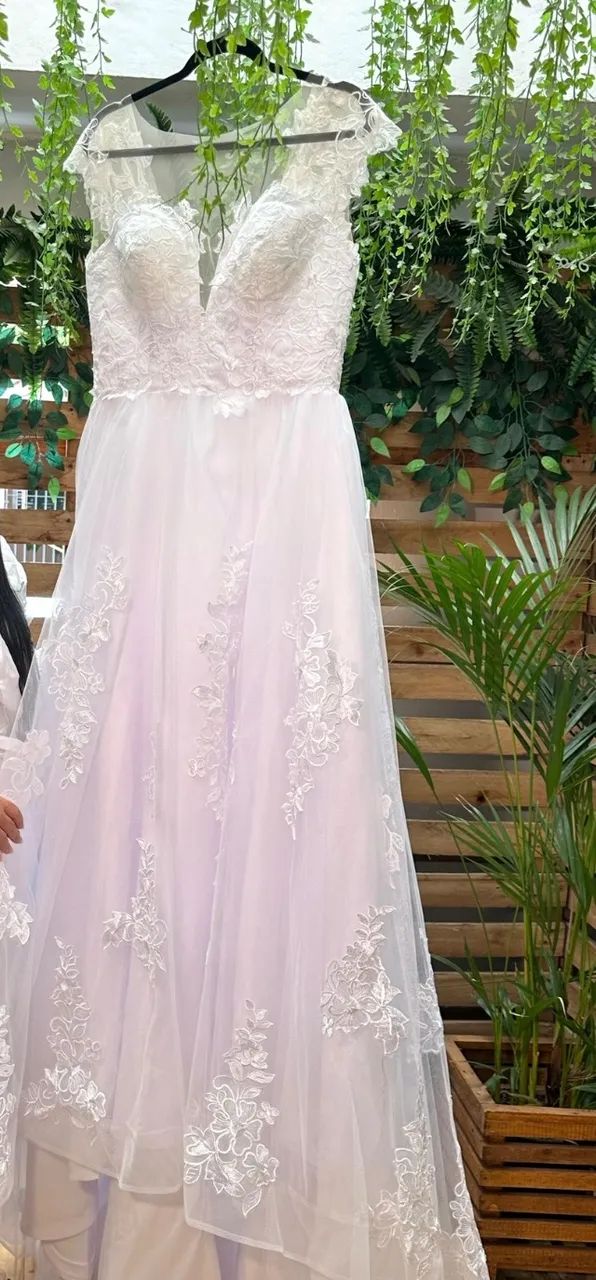 Vestido de noiva usado uma vez Roupas Cooperativa, São