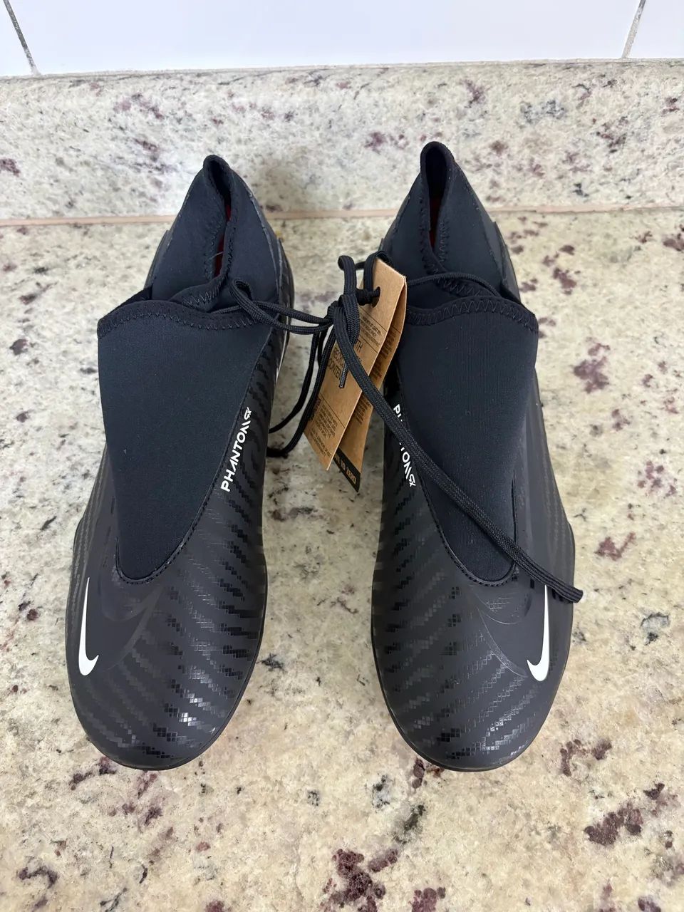 Chuteira Campo NIKE Phantom GX club  DF FG