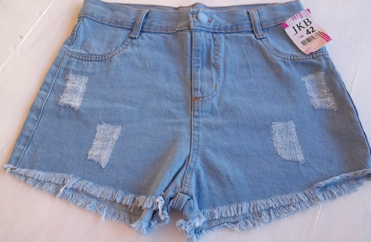 Shorts Jeans Desfiado Feminino