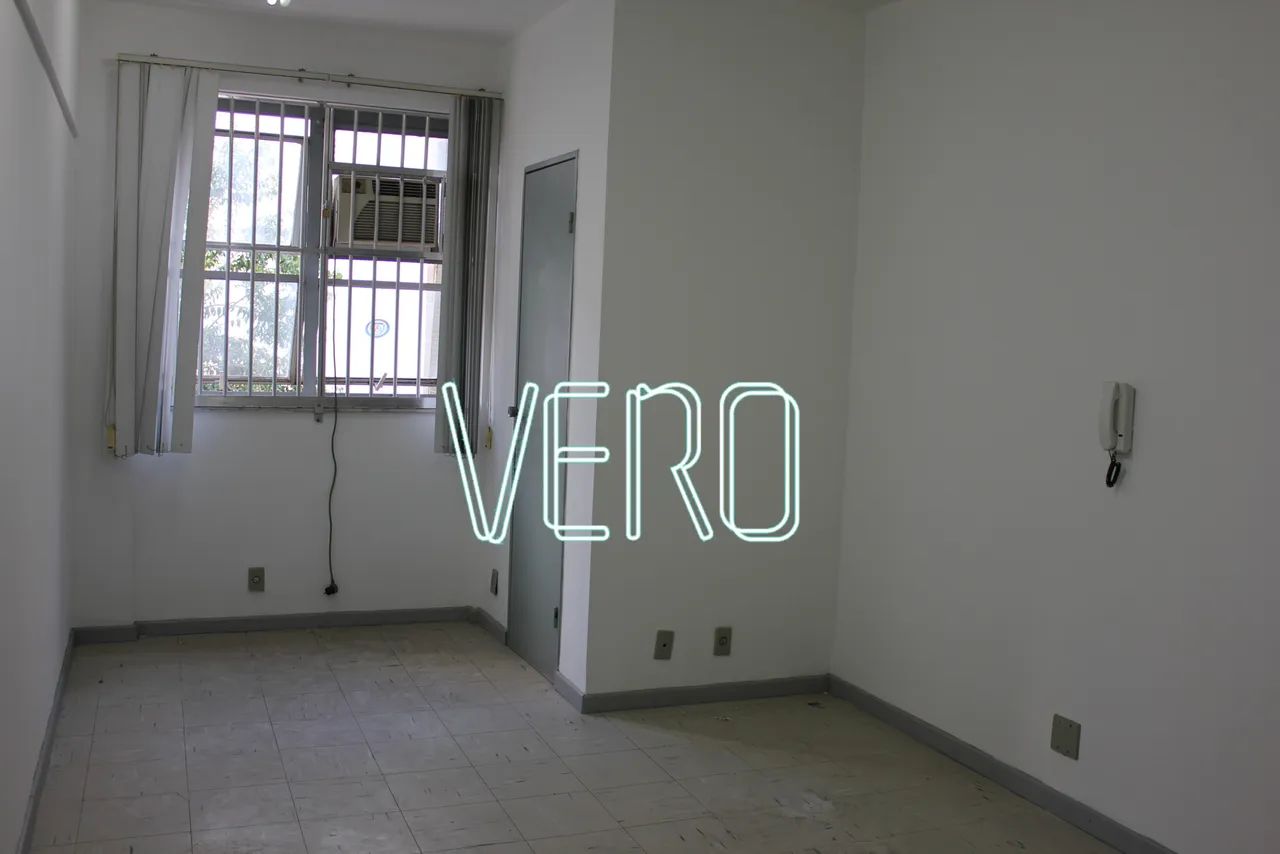 Excelente Sala, 26,04 m², área privativa 18m² por R$ 350,00/Mês Cód. A198