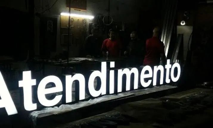 Letra de led, letra com iluminação led, letras caixa e placas de acrílico  - Foto 2
