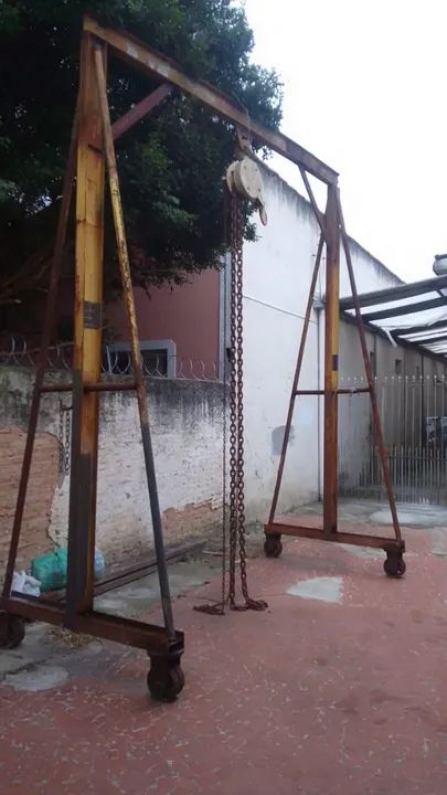 Pórtico móvel com talha 5 ton - Foto 2