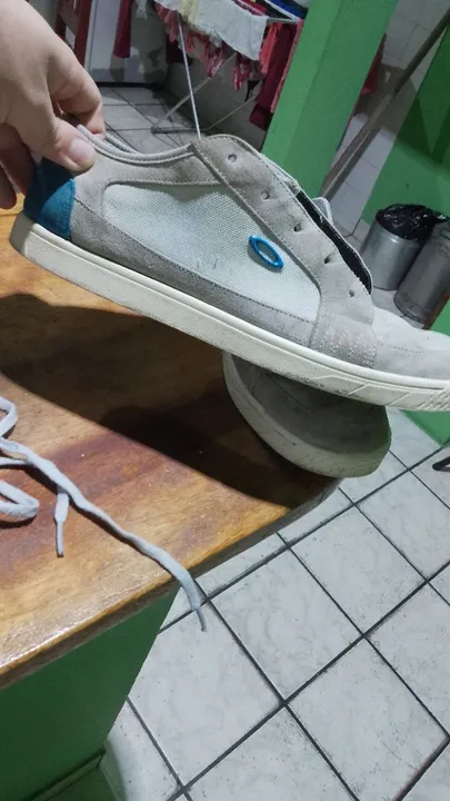 Tênis Oakley Cinza