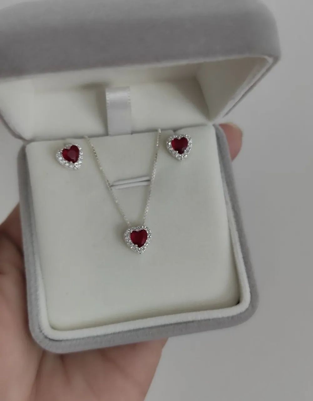 Conjunto de Colar e Brincos de Coração com pedra de várias cores ? - Foto 2