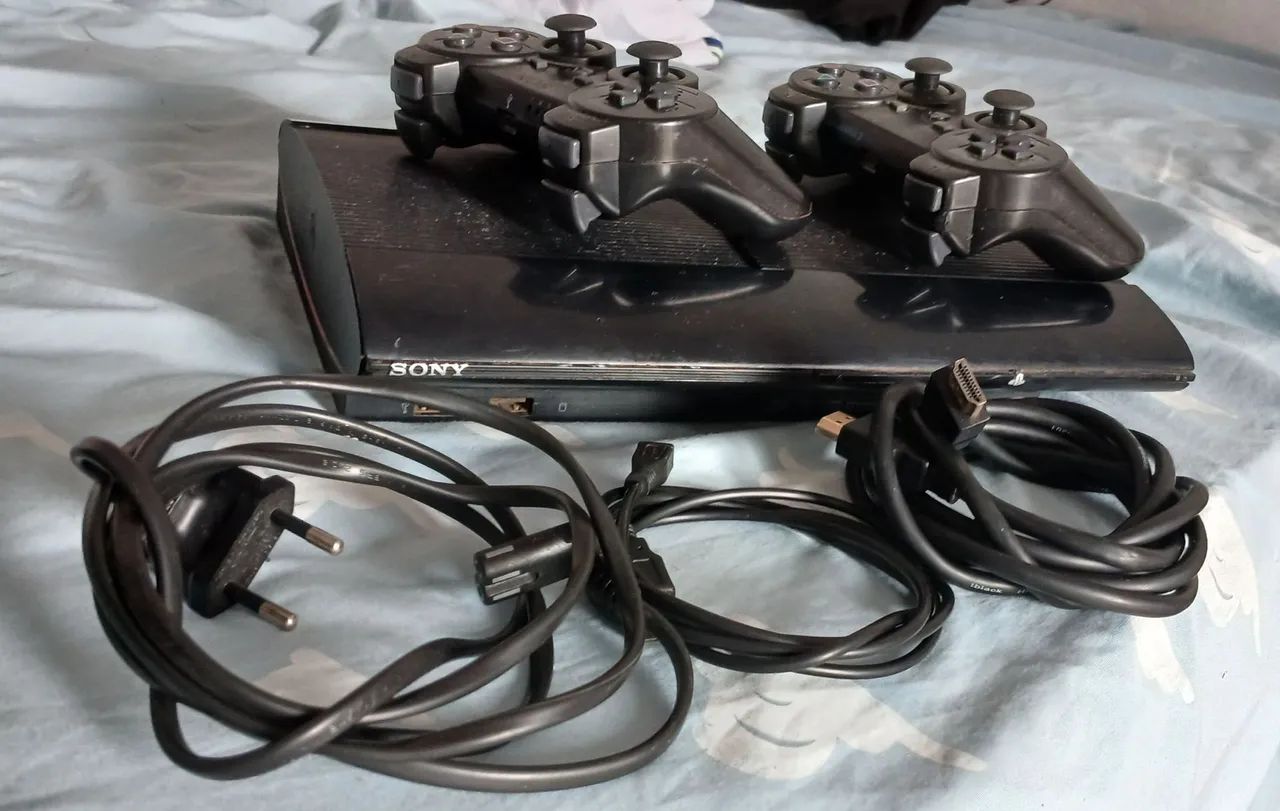 Playstation 3 Slim com 2 controles - Foto 3