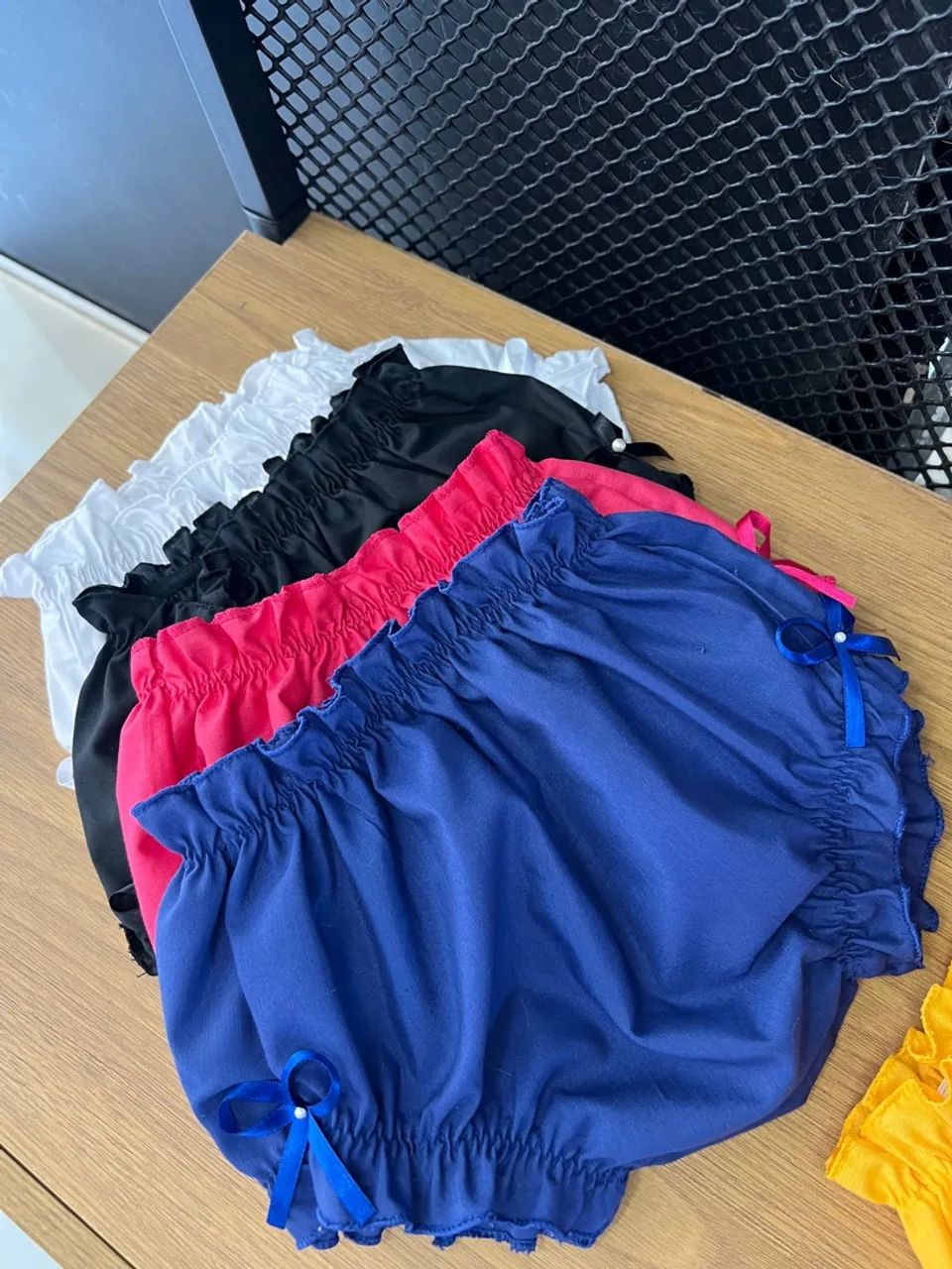 Calcinhas de bebê estampadas e coloridas - Foto 2