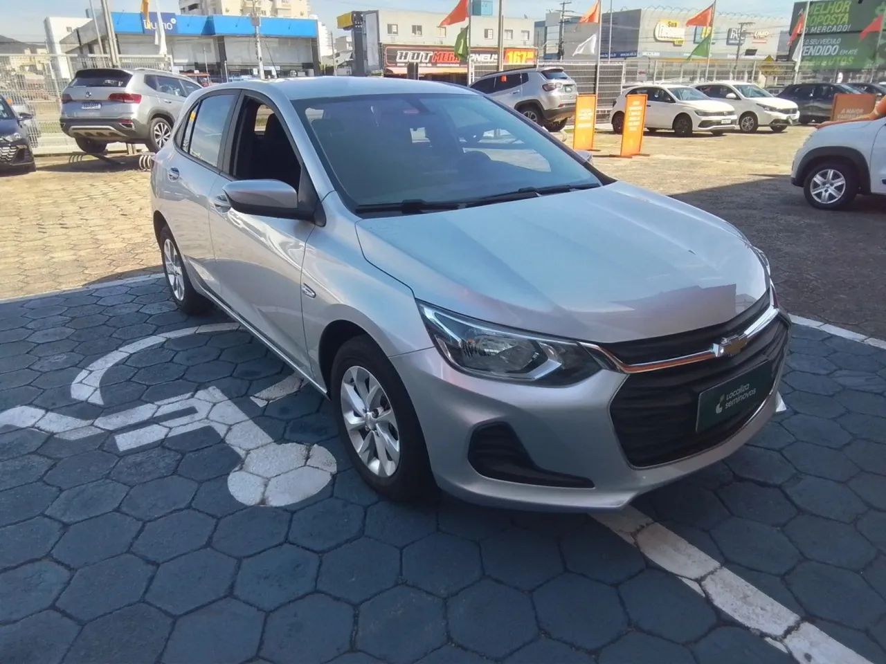 Chevrolet Onix 2023 1.0 flex manual - Foto 3