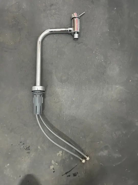 Torneira de Cozinha em Aço Inox - Nova