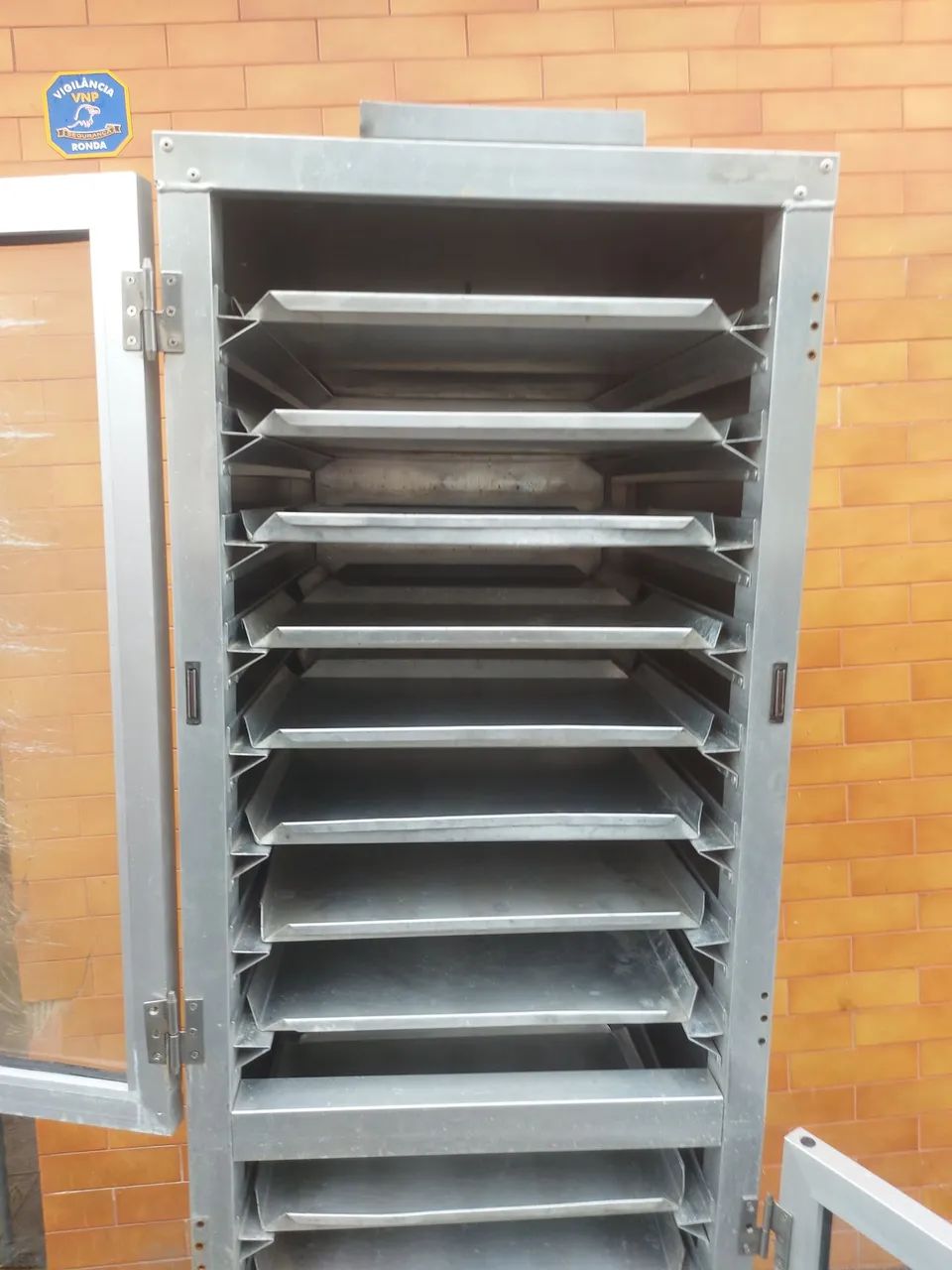 Carrinho de pão 32 bandeijas  - Foto 3