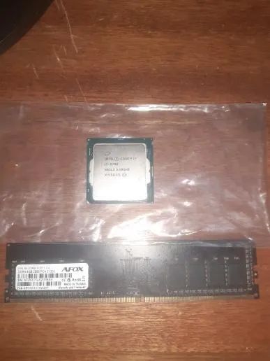 I7 6700 + 8gb ram DDR4 2666MHz aceito troca!