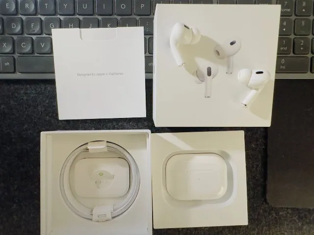 AirPods Pro 2 Geração USB-C - Lado direito NÃO funciona