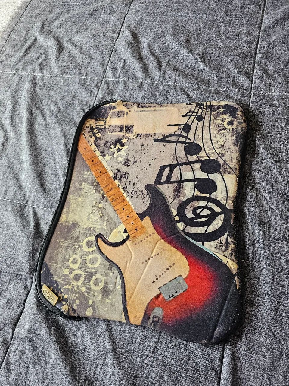 Capa para notebook Rock version. - Foto 5