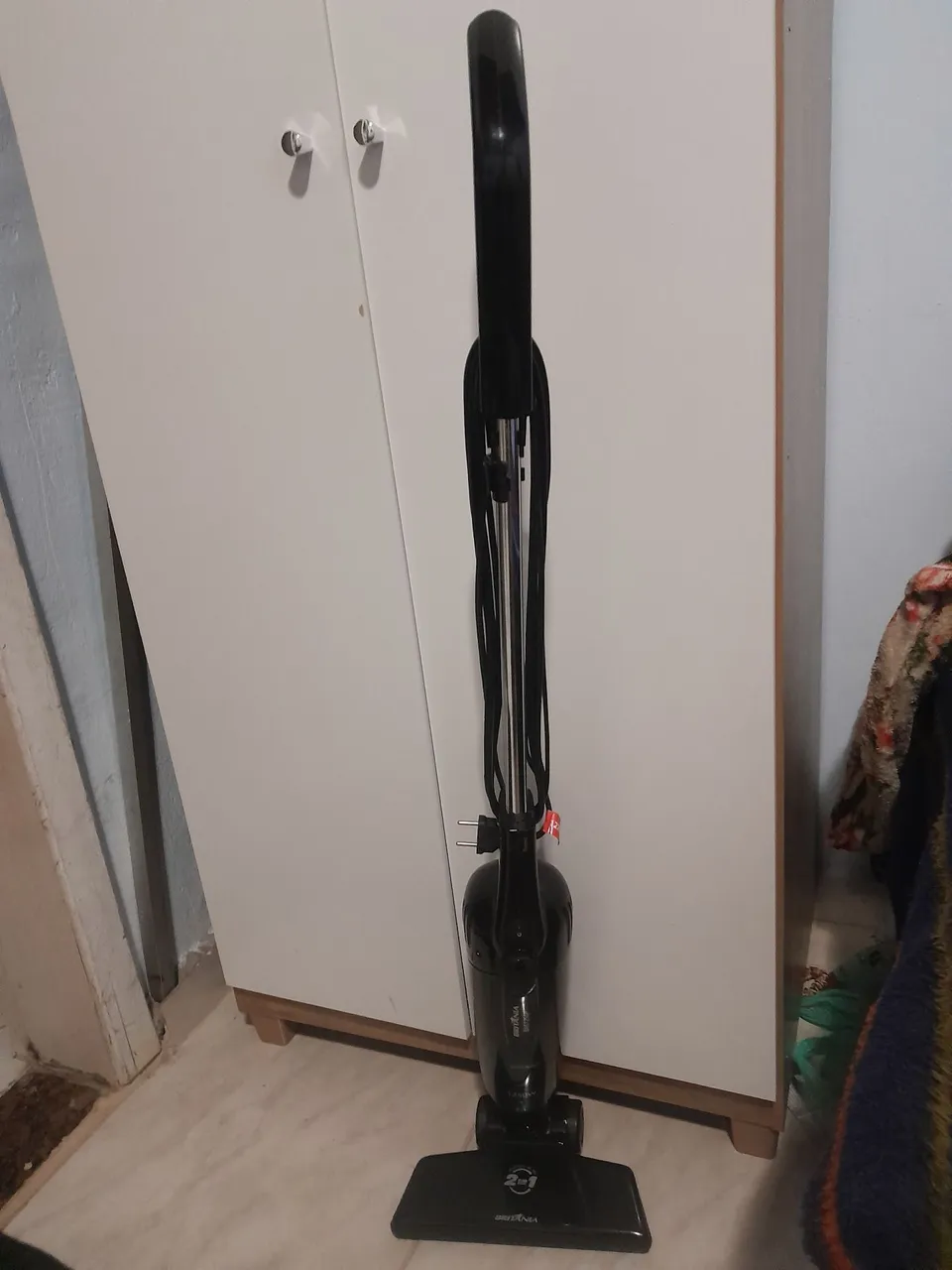 VENDO ASPIRADOR DE PÓ 110 VOLTS