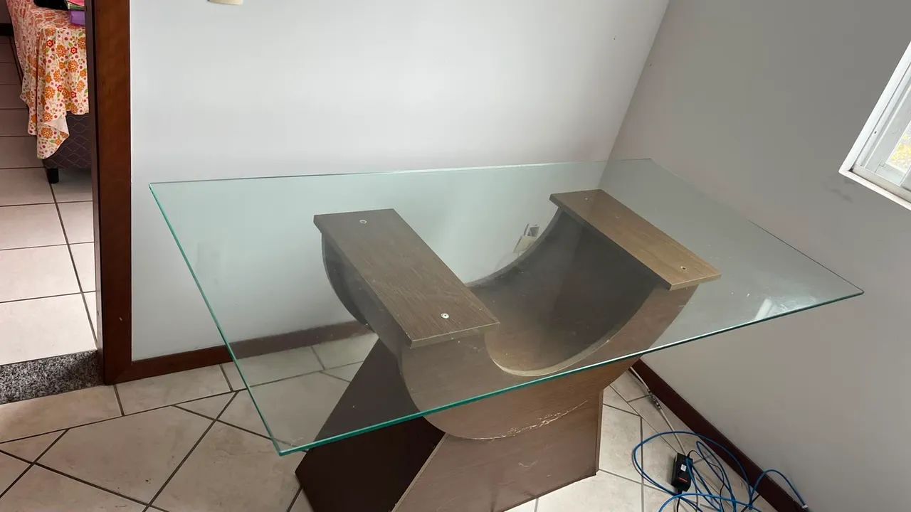 Vendo mesa de vidro - Foto 3