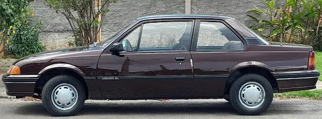 Chevrolet Monza 1992