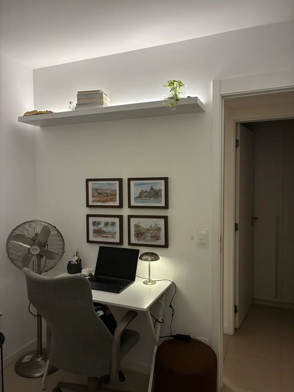 Escrivaninha  - Foto 2